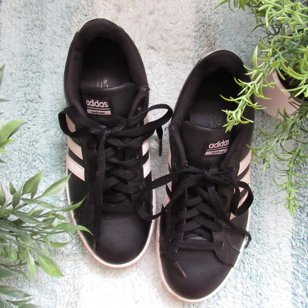 Black Adidas Cloudfoam Sneakers